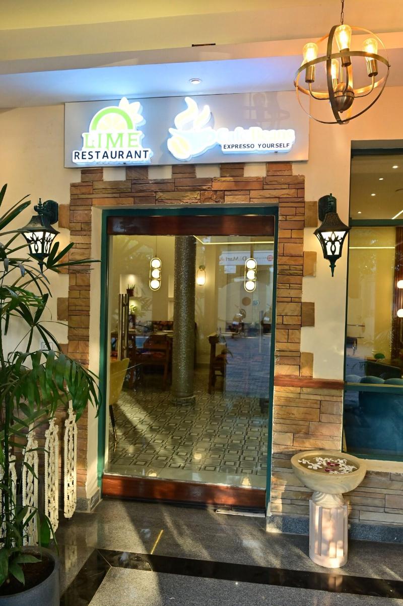 Woods Inn Resort