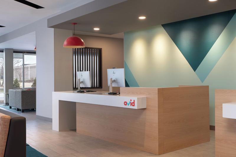 Avid Hotel Oak Creek By IHG image