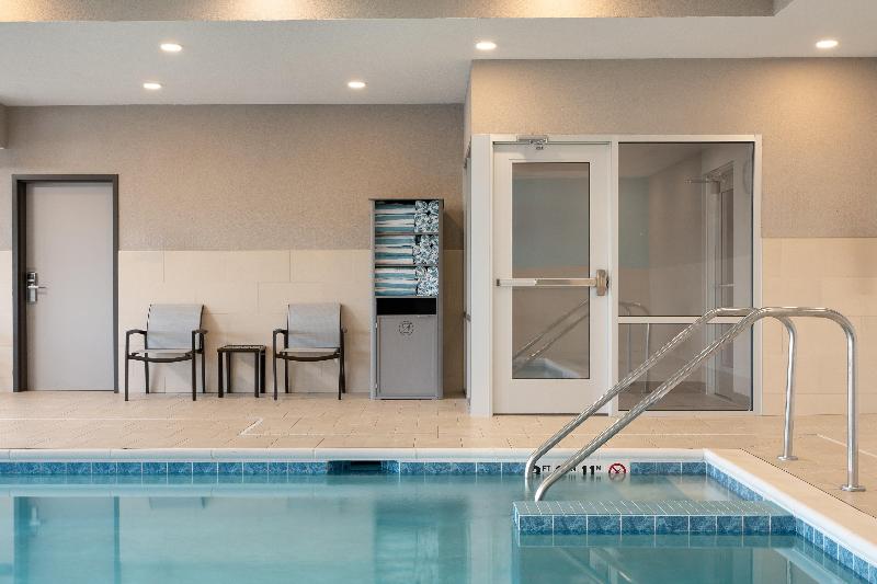 Avid Hotel Oak Creek By IHG image