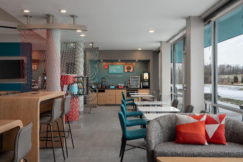 Avid Hotel Oak Creek By IHG image