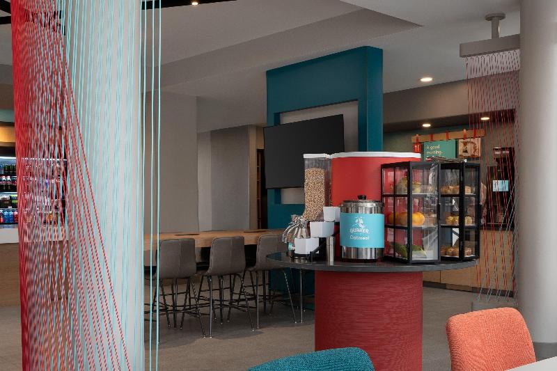 Avid Hotel Oak Creek By IHG image