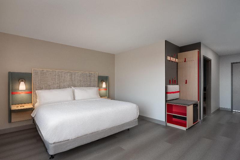 Avid Hotel Oak Creek By IHG image