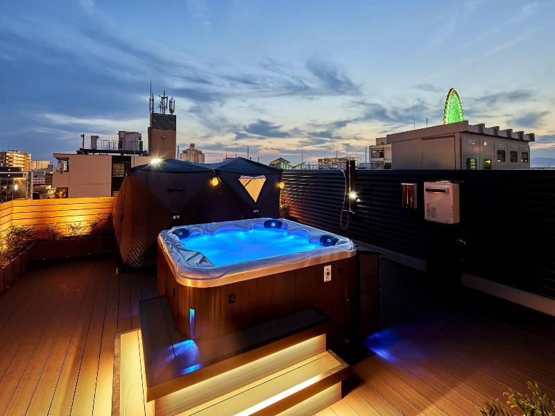 Hotel Sails image