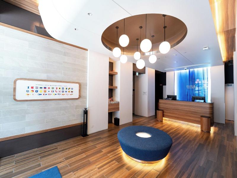 Hotel Sails image