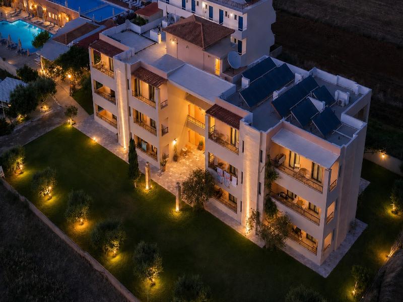 Golden Bay Apartments-Garden Haven — general view