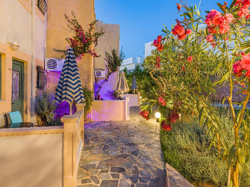 Golden Bay Apartments-Garden Haven image
