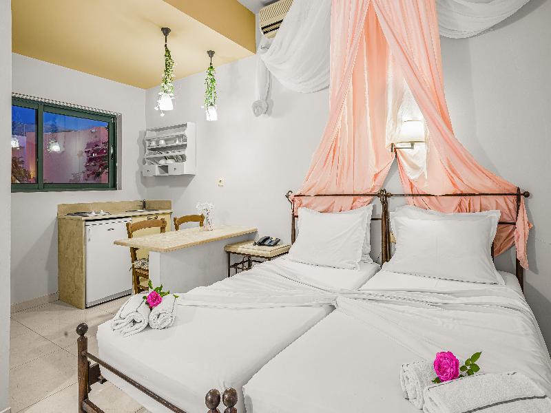 Golden Bay Apartments-Garden Haven image