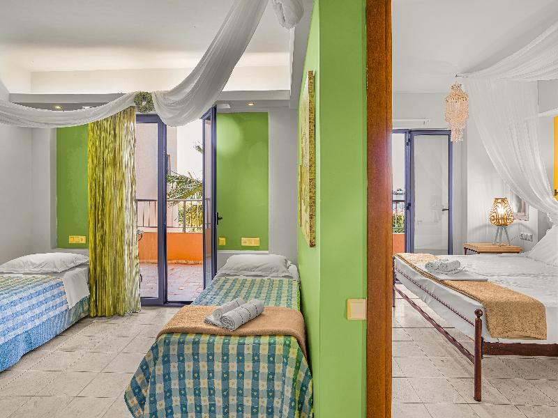 Golden Bay Apartments-Garden Haven image