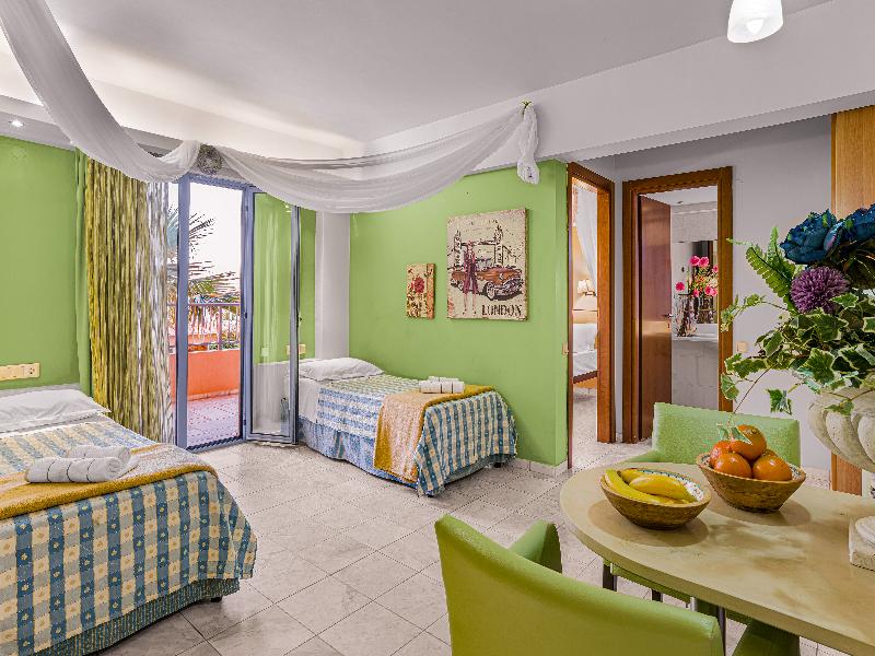 Golden Bay Apartments-Garden Haven image