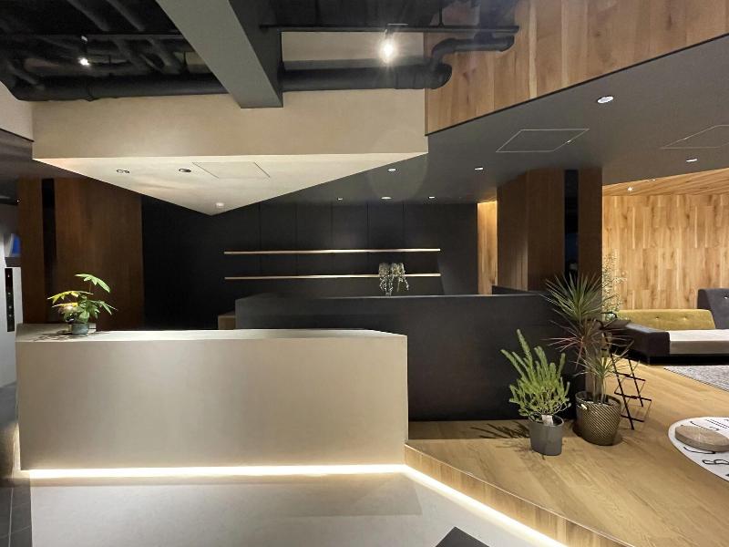R Hotel Namba image