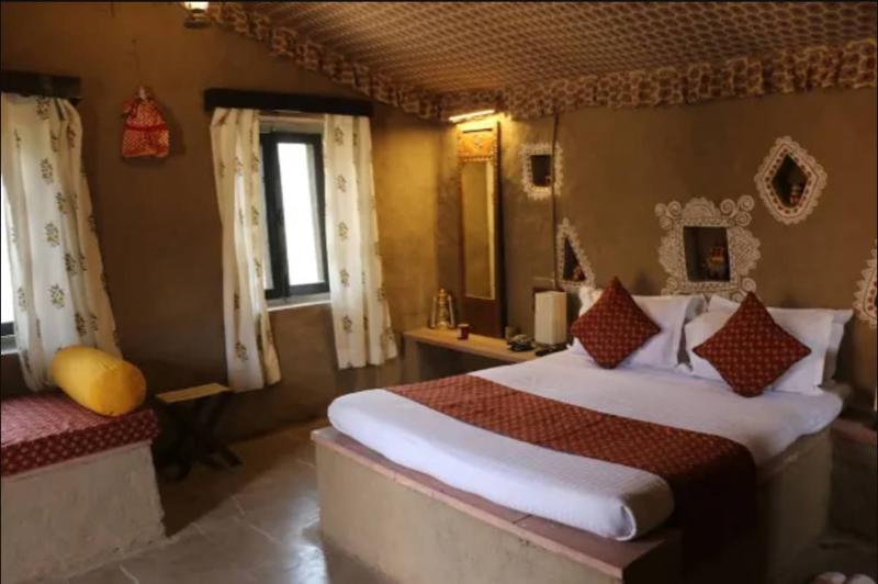 Chokhiwadi Forest Retreat image