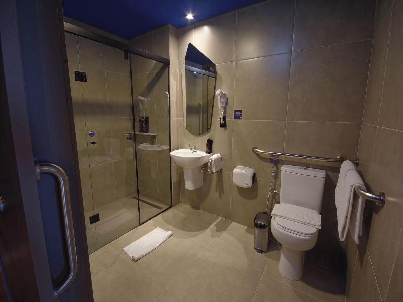Golden Tower Express Nacoes Unidas image