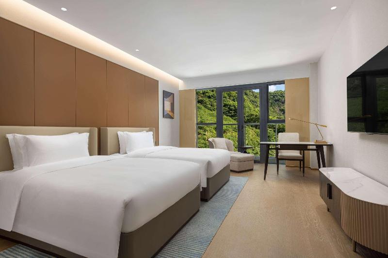 Ramada By Wyndham Taizhou West image