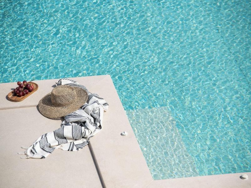 Reveli Suites image