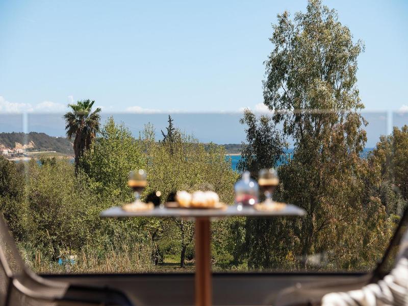Reveli Suites image
