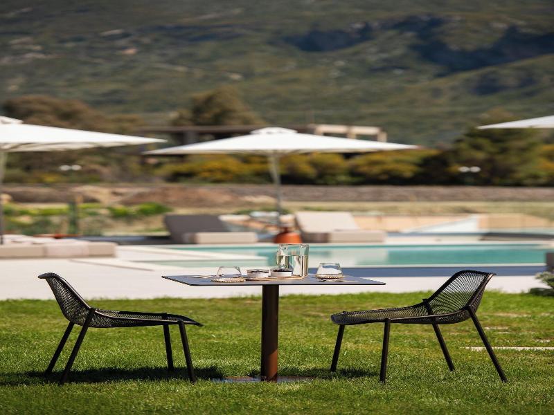 Reveli Suites image