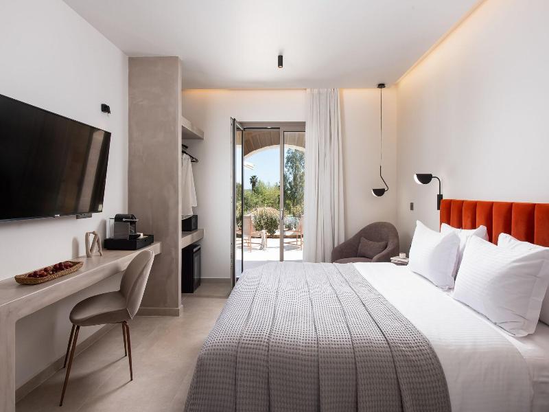 Reveli Suites image