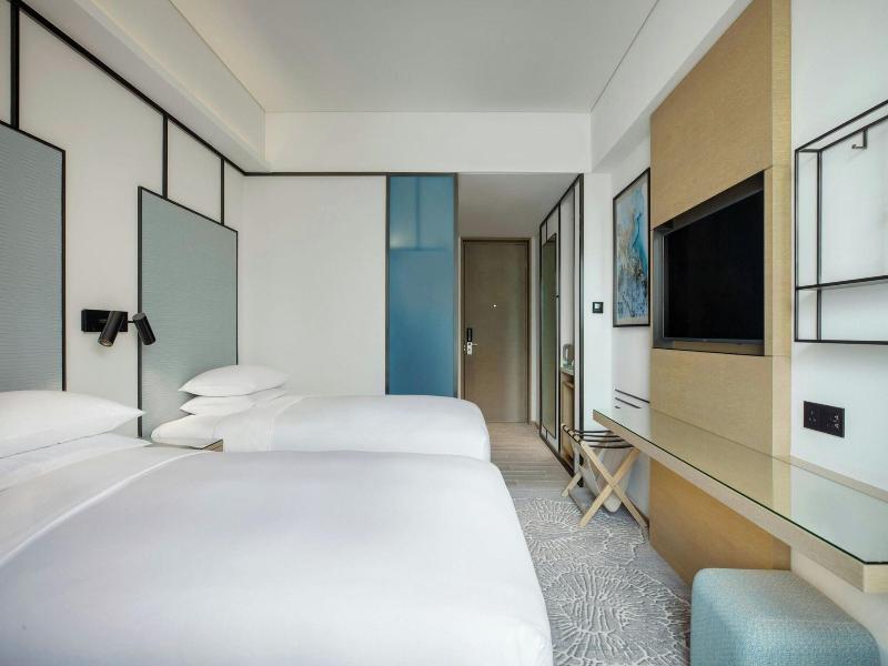 Four Points By Sheraton Hong Kong Tung Chung image