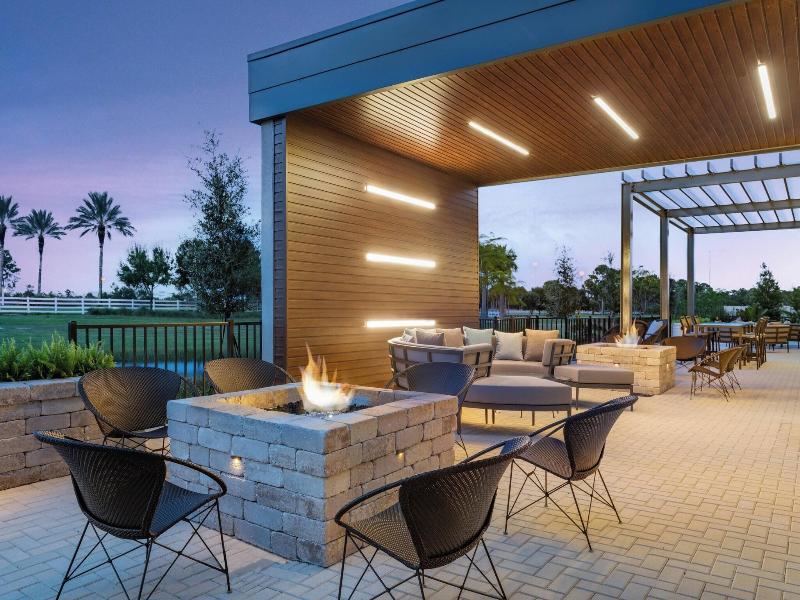Courtyard By Marriott Port St. Lucie Tradition image