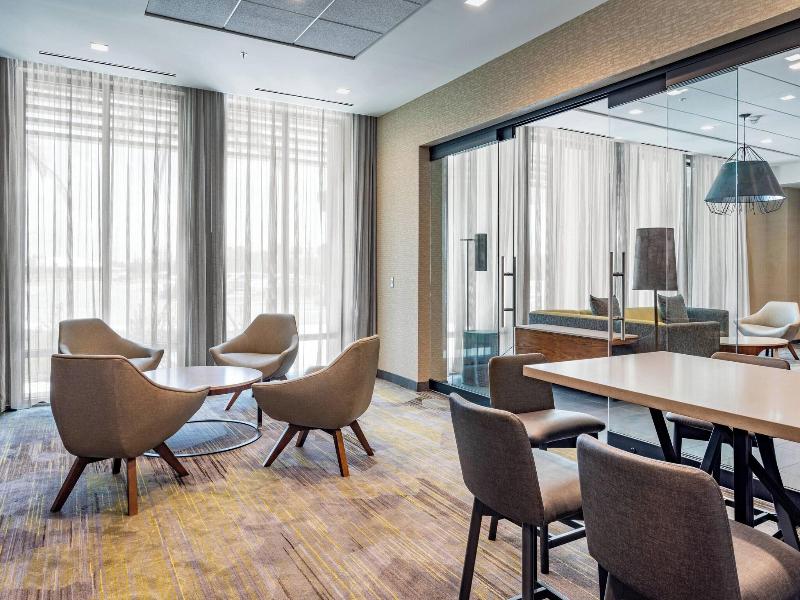 Courtyard By Marriott Port St. Lucie Tradition image