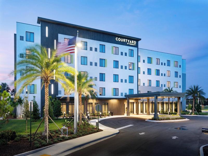 Courtyard By Marriott Port St. Lucie Tradition image