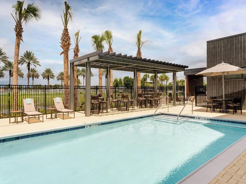 Courtyard By Marriott Port St. Lucie Tradition image
