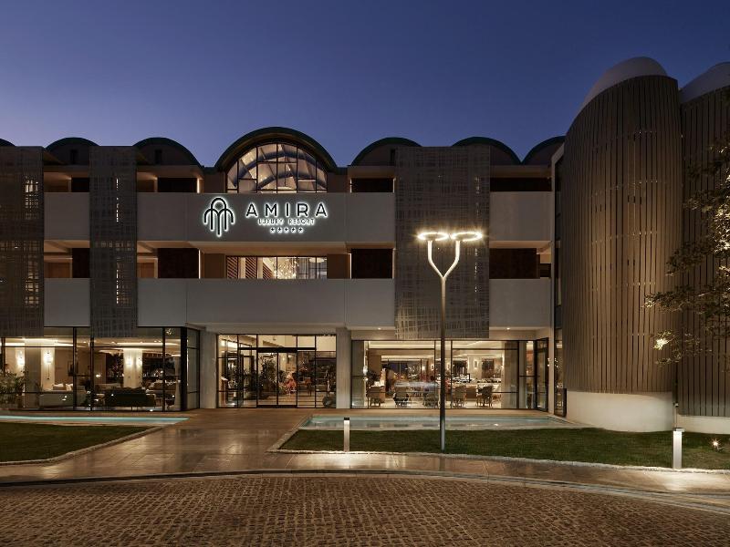 Amira Luxury Resort & Spa image
