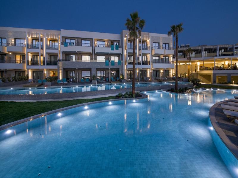Amira Luxury Resort & Spa image