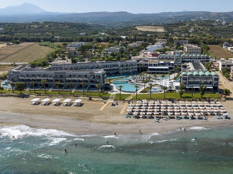 Amira Luxury Resort & Spa image