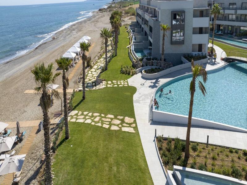 Amira Luxury Resort & Spa image