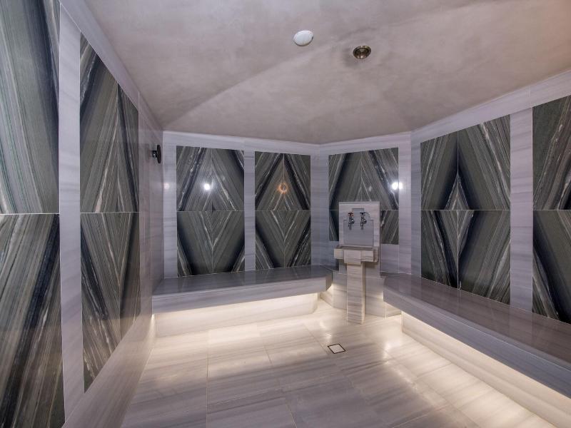 Amira Luxury Resort & Spa image