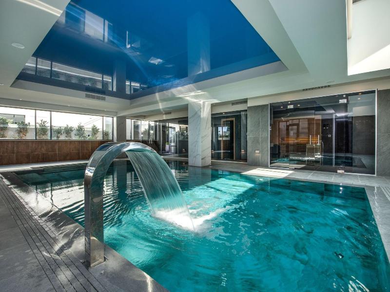 Amira Luxury Resort & Spa image
