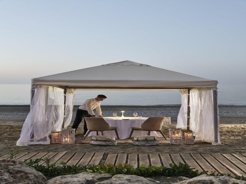 Amira Luxury Resort & Spa image