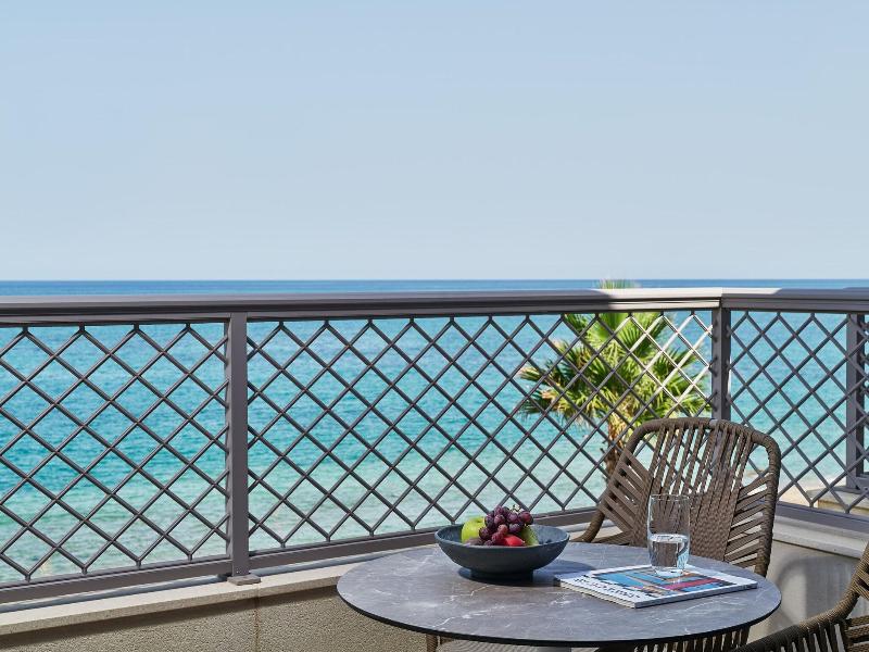 Amira Luxury Resort & Spa image