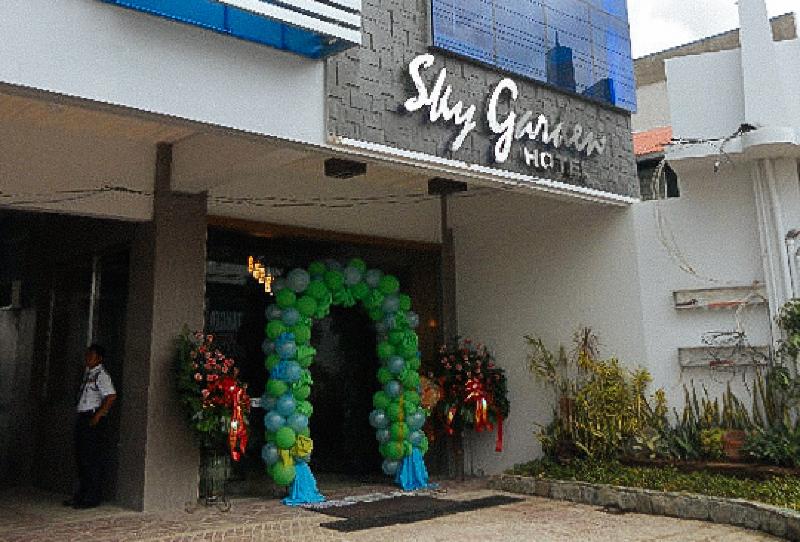 Sky Garden Hotel By Reddoorz image