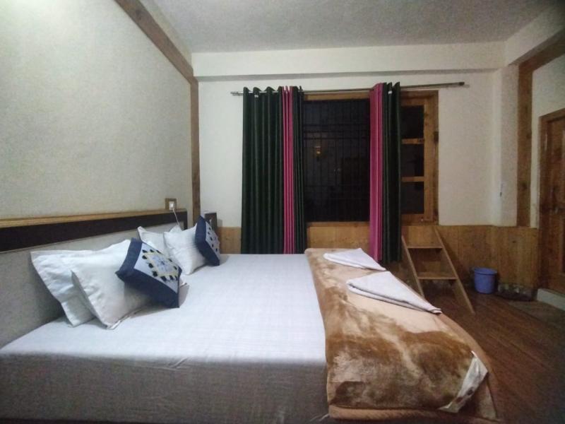 Orange Sky Homestays Jibhi image