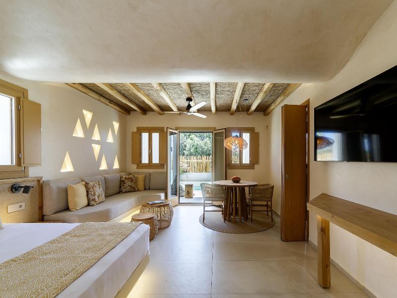Opalia Suites image
