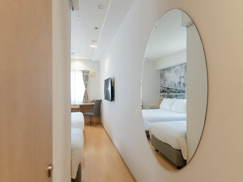 Travelodge Honmanchi Osaka image