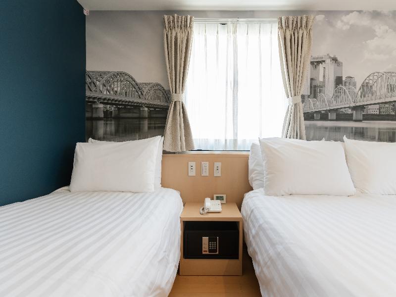 Travelodge Honmanchi Osaka image