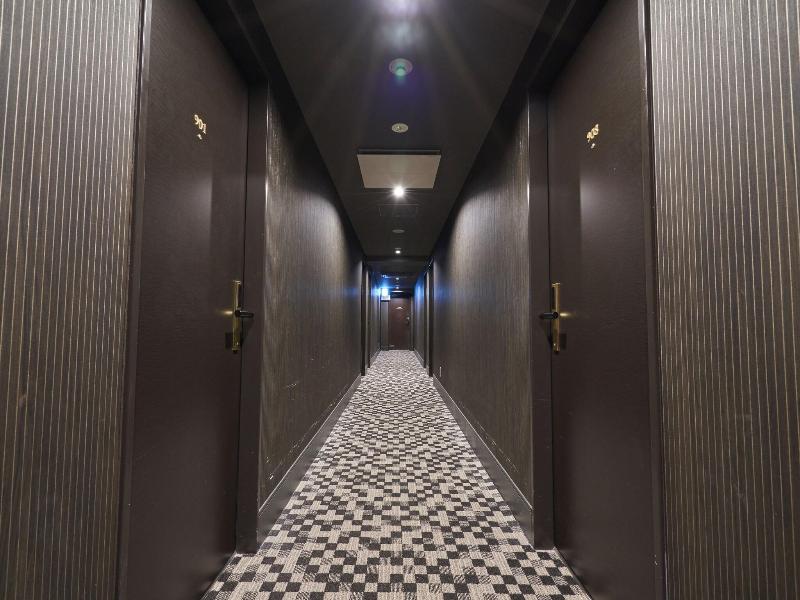 Hotel Vine Osaka Kitahama image