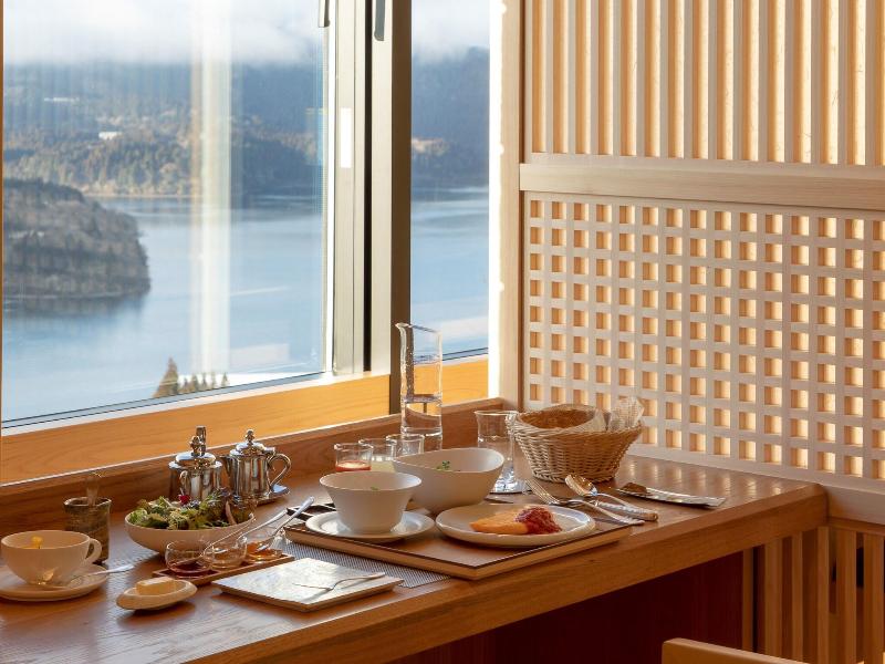Hotel Shiki No Yakata Hakone Ashinoko image