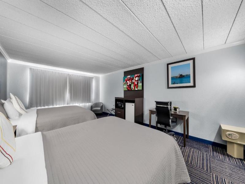 Admiralty Inn & Suites - A Red Collection Hotel image