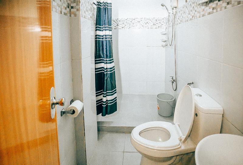 Reddoorz @ S & L Apartelle Daraga Albay image