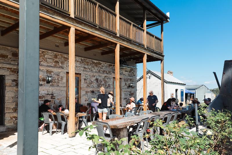 Royal Hotel Capertee image