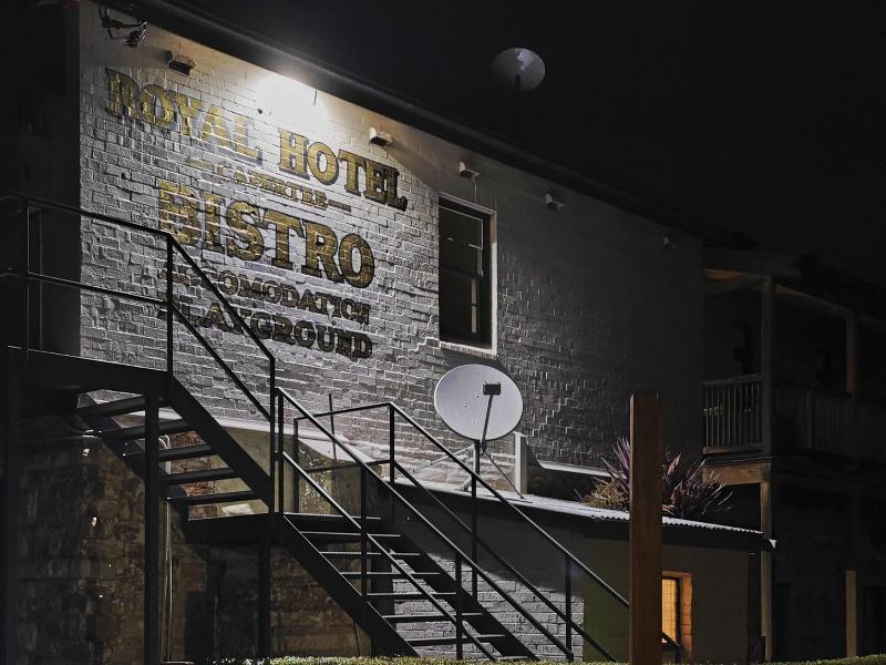Royal Hotel Capertee image