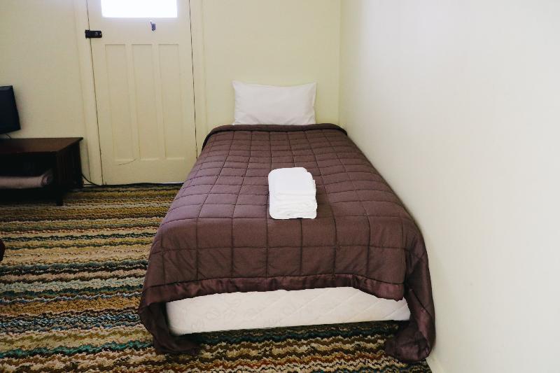 Royal Hotel Capertee image