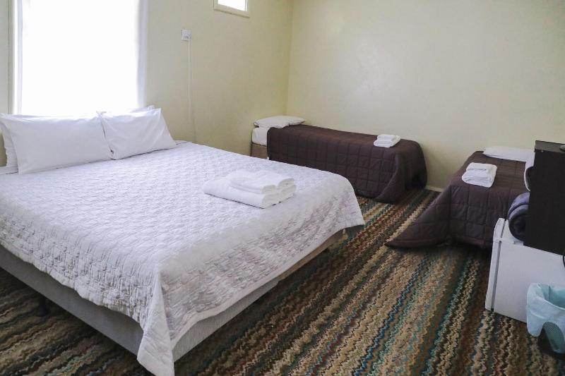 Royal Hotel Capertee image