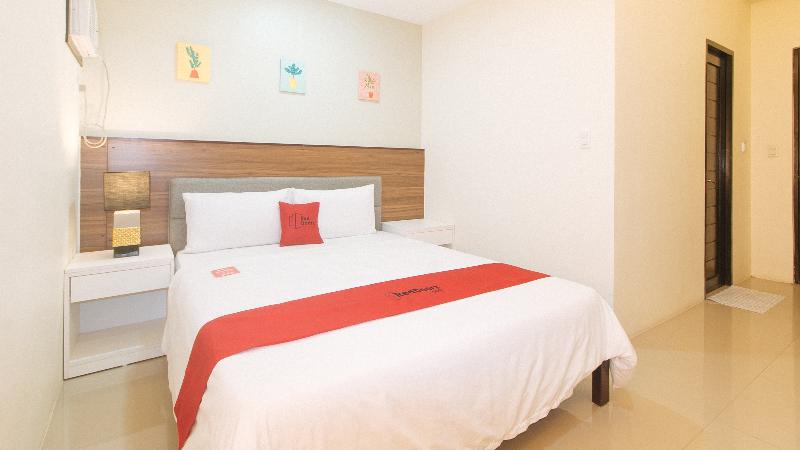 Reddoorz @ Leoncia Apartelle Mandaue City image