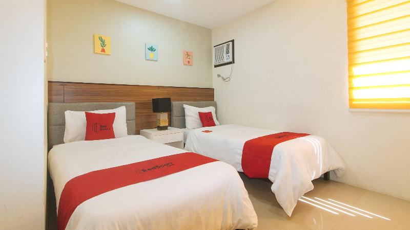 Reddoorz @ Leoncia Apartelle Mandaue City image