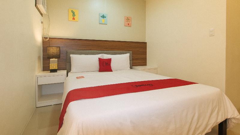 Reddoorz @ Leoncia Apartelle Mandaue City image